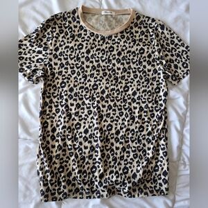 Blooming‎ Jelly Leopard Print T-Shirt- Medium